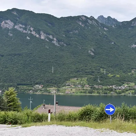Terrazza Sul Lago Crone