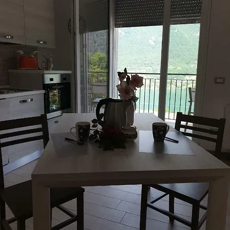 Terrazza Sul Lago Crone